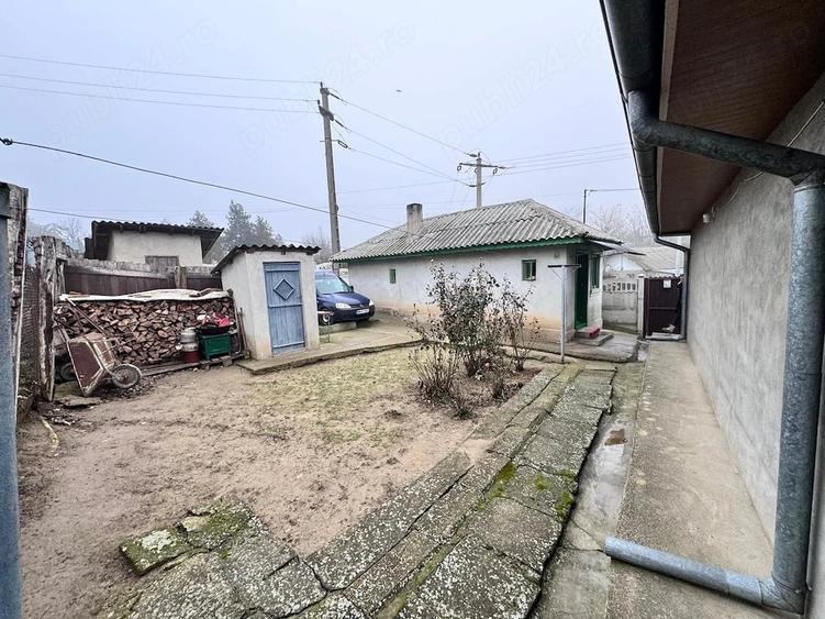 Casă cu 3 camere cu Teren 540 Mp în Central