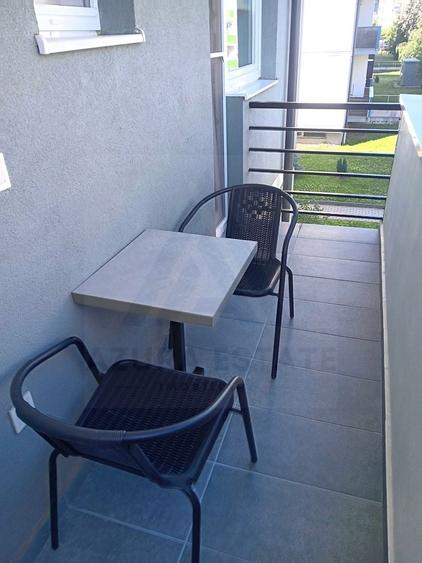 Apartament cu 2 camere decomandat, mobilat în Turnișor