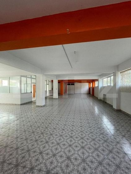 Spațiu comercial, de 1,650 mp, în Centură