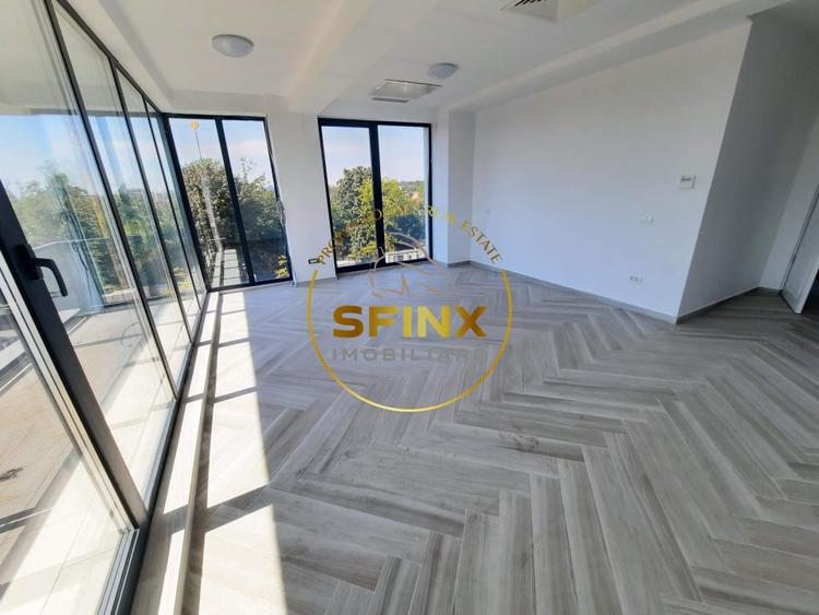 Apartament cu 3 camere semidecomandat în Iancu Nicolae