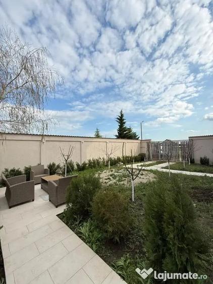 Casă cu 4 camere cu Teren 227 Mp în Central