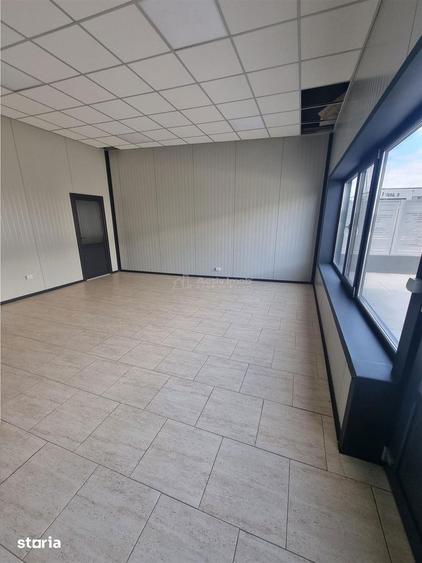 Spațiu comercial, de 550 mp, în Poroschia
