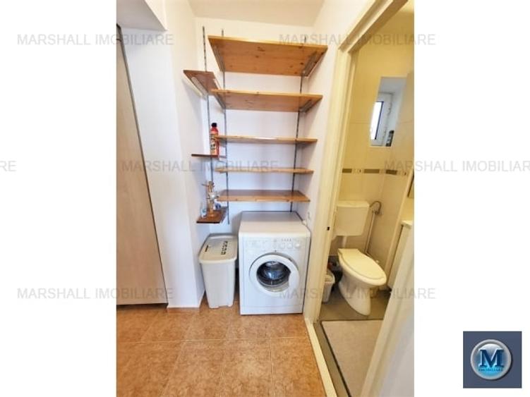 Apartament cu 3 camere decomandat, mobilat în B-dul București