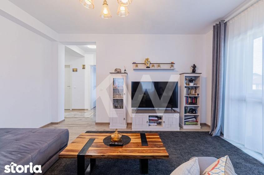 Apartament cu 3 camere decomandat în Sânpetru