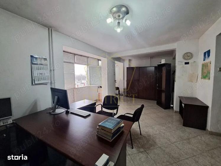 Apartament cu 2 camere decomandat în P-ța Victoriei
