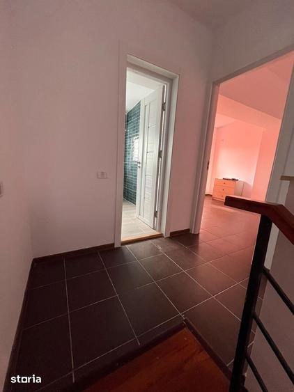 Apartament cu 3 camere semidecomandat în Nord