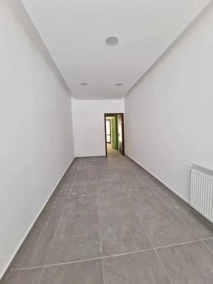 Spațiu comercial, de 43 mp, în Gara de Nord