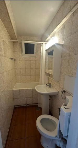 Apartament cu 2 camere semidecomandat în Cișmigiu