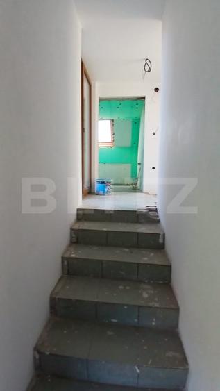 Casă individuală cu 5 camere cu Canalizare în Reghin