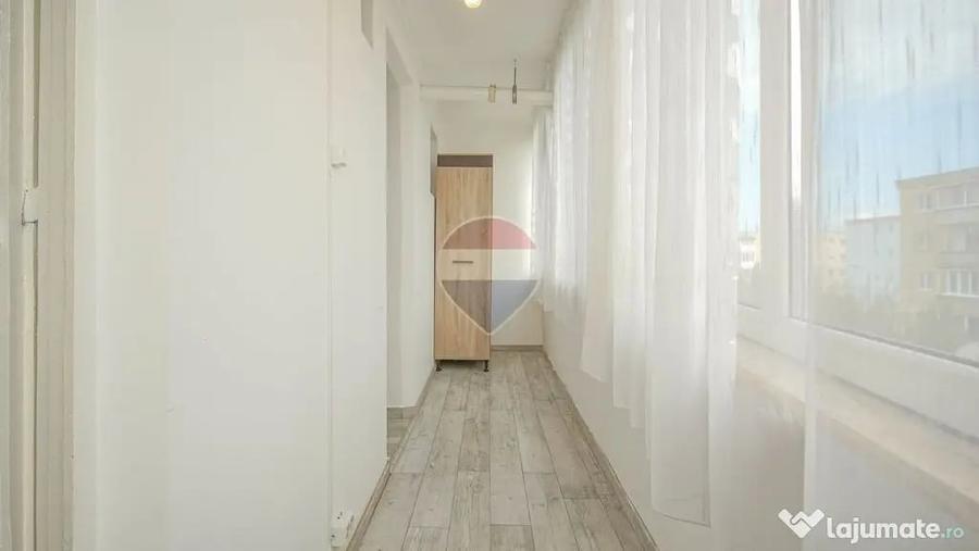 Apartament cu 2 camere decomandat în Electroprecizia