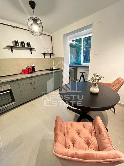 Apartament cu 2 camere decomandat, mobilat în Bălcescu