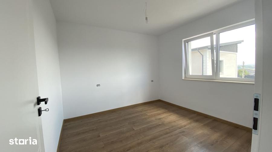 Casa 4 camere Valea Lupului - 12