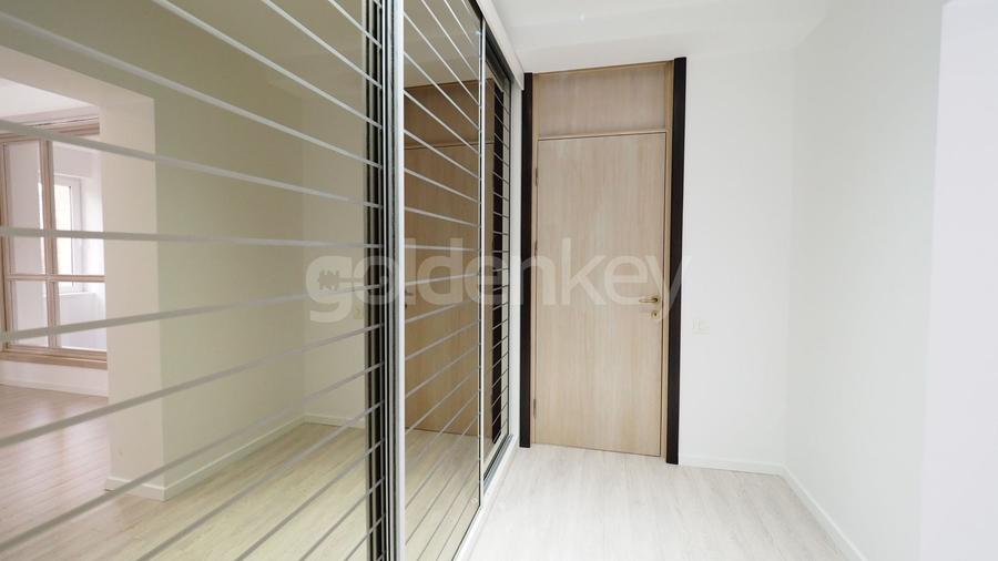 Duplex cu 7 camere cu Canalizare în Pipera
