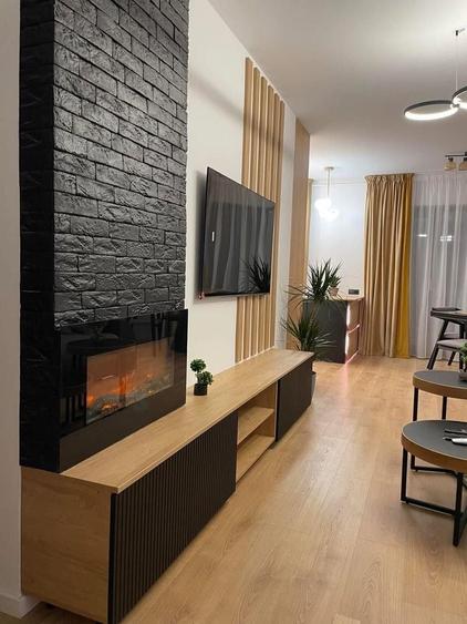 Apartament cu 3 camere, mobilat în Zorilor