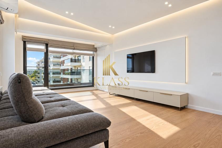 Apartament cu 3 camere semidecomandat, mobilat în Voluntari