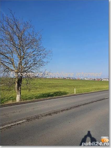Teren de 25000 mp, în Agigea