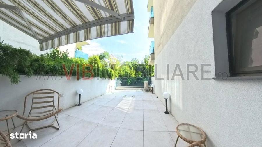 Apartament cu 3 camere în Tei