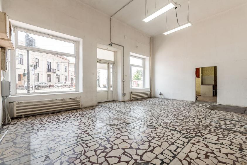 Spațiu comercial, de 169 mp, în Boul Roșu