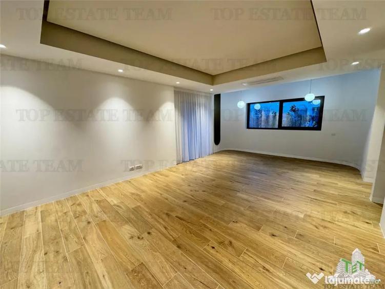 Apartament cu 4 camere decomandat în Eminescu