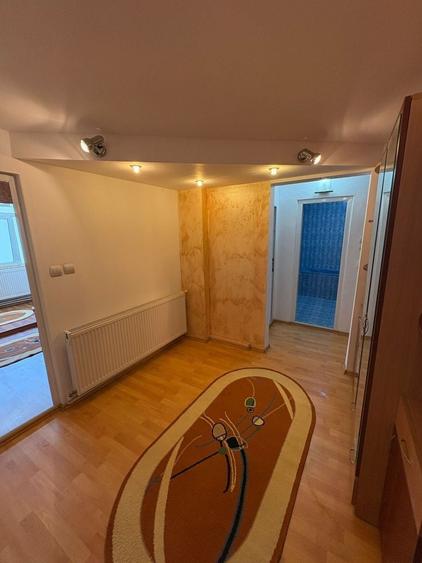 Apartament cu 2 camere decomandat în Steaua