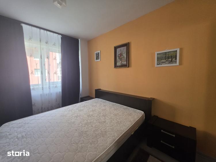 Apartament cu 2 camere decomandat în Sânpetru