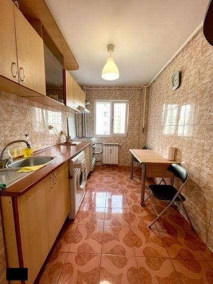 Apartament cu 2 camere decomandat în Basarabia