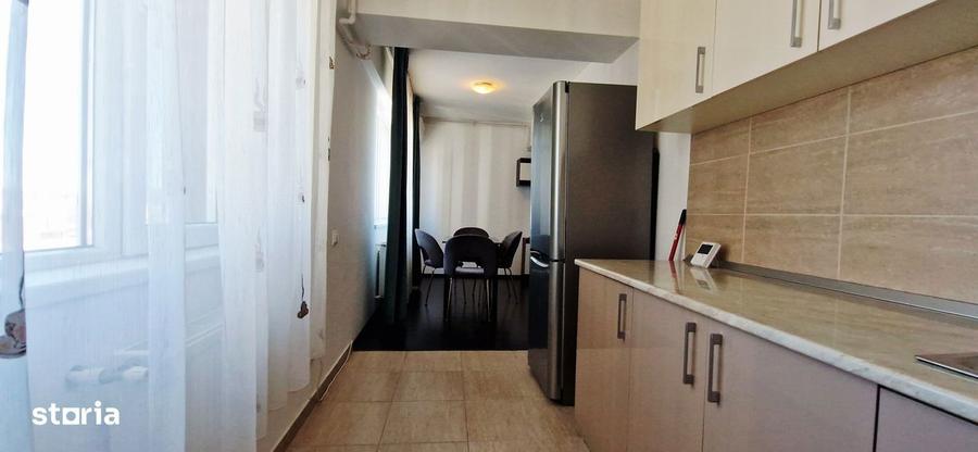 Apartament cu 3 camere decomandat în Rahova