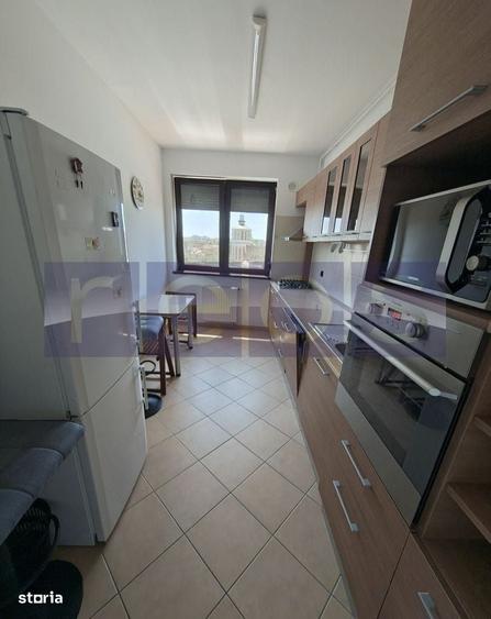 Apartament cu 3 camere decomandat în Foișorul de Foc