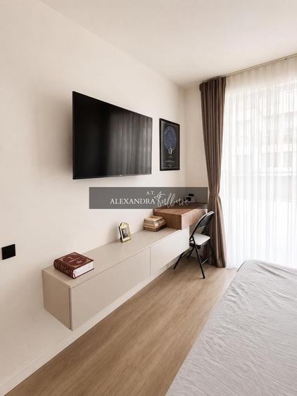 Apartament cu 3 camere semidecomandat în Florești