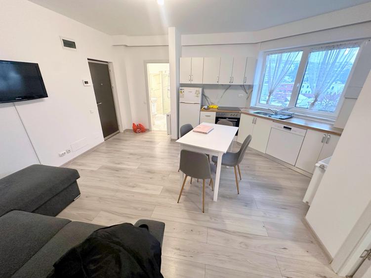 Apartament cu 3 camere semidecomandat, mobilat în Iris — fotografia 3