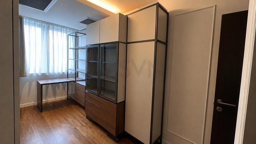 Apartament cu 4 camere decomandat, mobilat în Iancu Nicolae