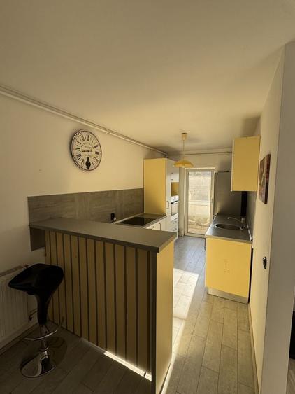 Apartament cu 2 camere semidecomandat în Florești