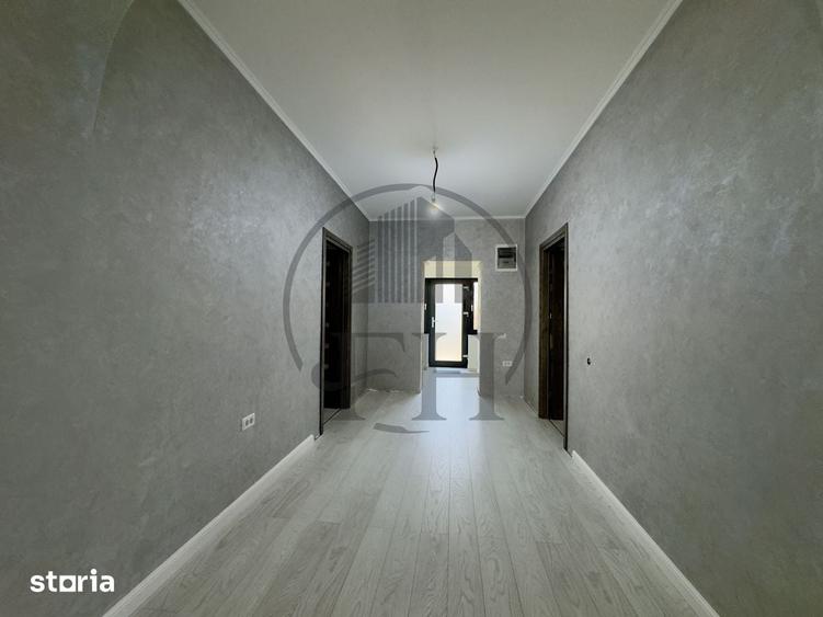 Casă cu 4 camere cu Teren 2561 Mp în Cobadin