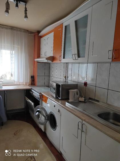 Apartament cu 2 camere decomandat în 22 Decembrie