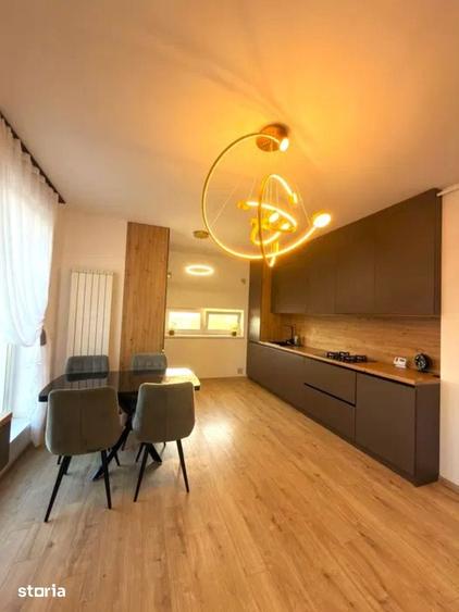 Apartament cu 3 camere în Tractorul