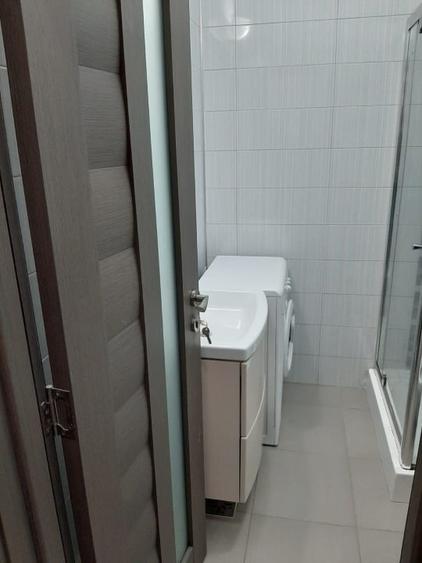 Apartament cu 2 camere decomandat, mobilat în Berceni