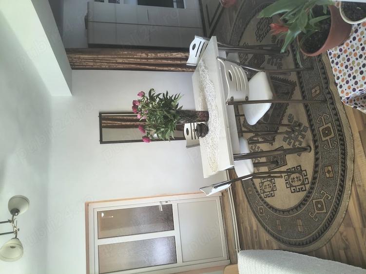 Casă cu Teren 1450 Mp în Luna