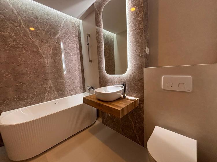 Apartament cu 4 camere în Iancu Nicolae