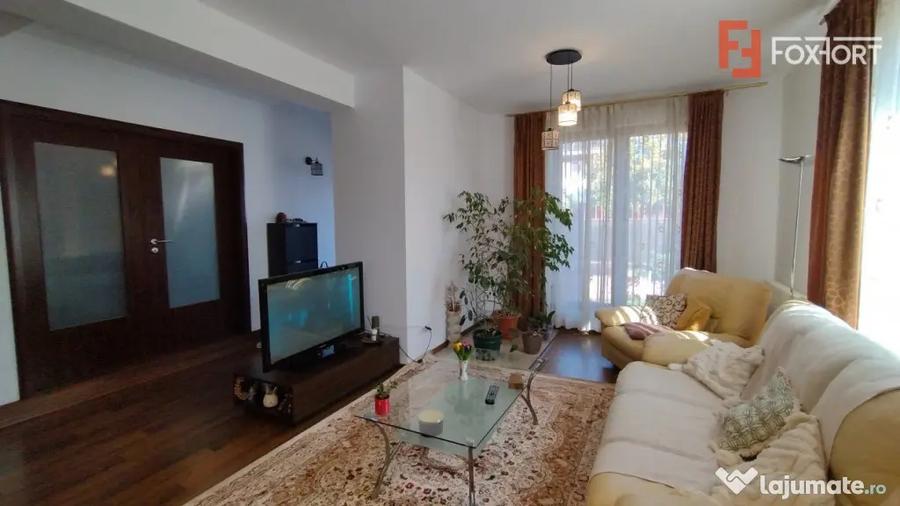 Casă cu 5 camere cu Teren 140 Mp în Central