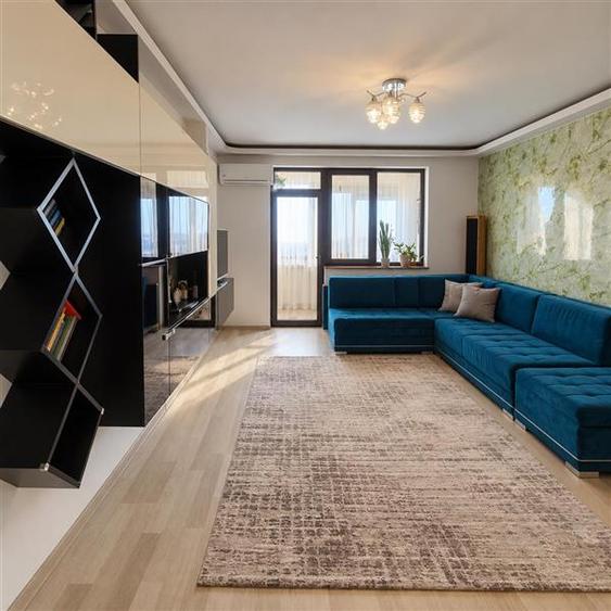 Apartament cu 2 camere decomandat, mobilat în Tractorul