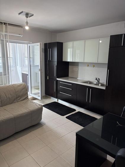Apartament cu 2 camere decomandat în Vitan