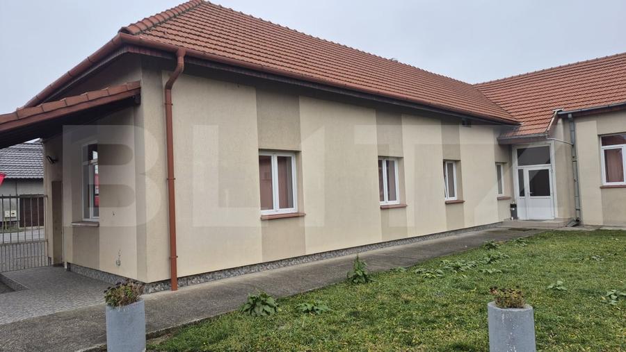 Spațiu industrial, de 4,000 mp, în Cloșca