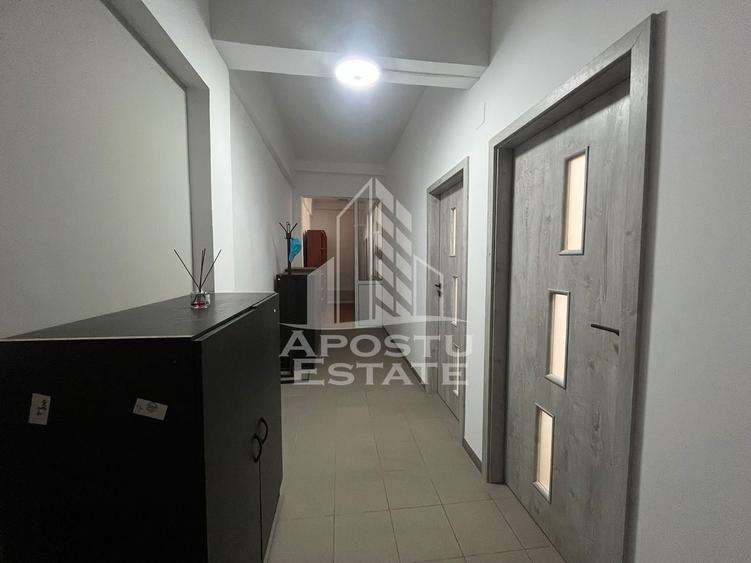 Casă cu 5 camere cu Canalizare în Aradul Nou