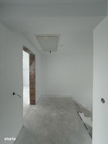 Casă cu 4 camere cu Teren 330 Mp în Ștrand