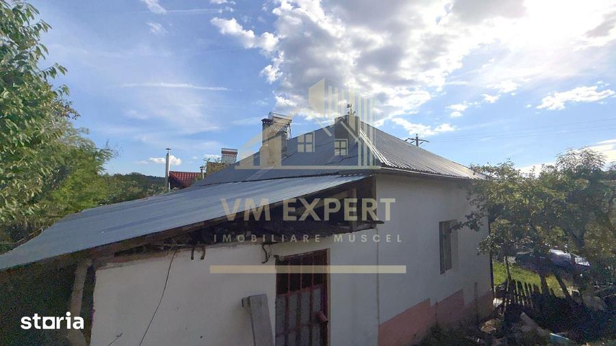 Casă cu 3 camere cu Teren 6660 Mp în Boteni