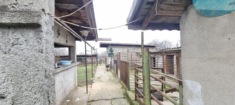 Teren Construcții intravilan de 2500 mp, în Domnești