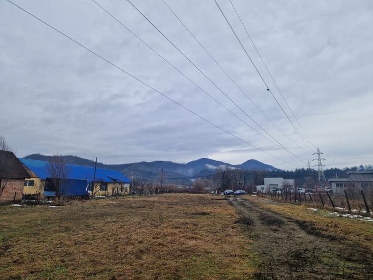 Teren Construcții intravilan de 4300 mp, în Exterior Est
