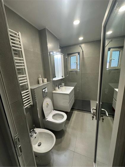 Apartament cu 2 camere decomandat în Zahana