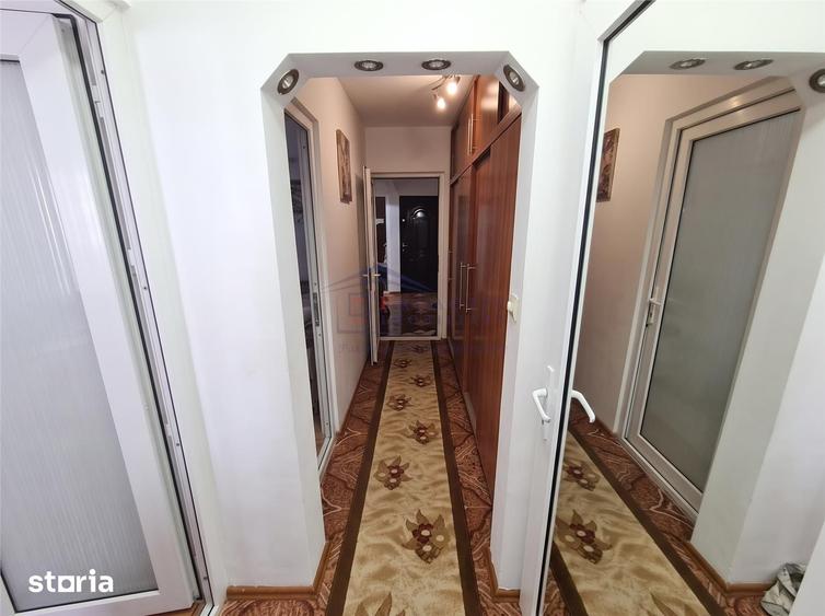 Apartament cu 3 camere decomandat în Obcini