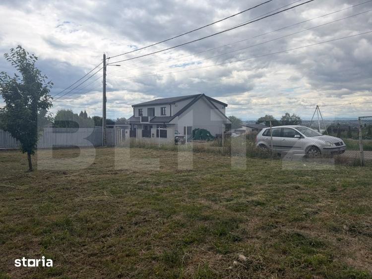 Casa de vanzare, 315 mp, 6 ari teren, 38 m front stradal, zona Plopeni - 2